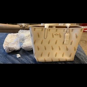 Coach tote
